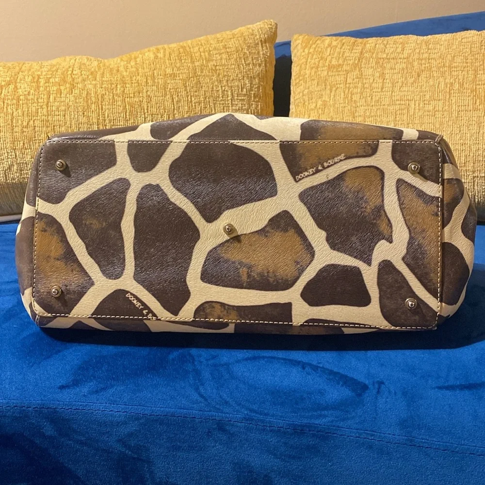 Dooney and Bourke Rare and Retired Vintage Giraffe Print Handbag and Wallet - Picture 5 of 16